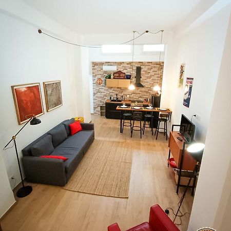 Ferienwohnung Bed And Gears - Industrial Design Loft Bari Exterior foto